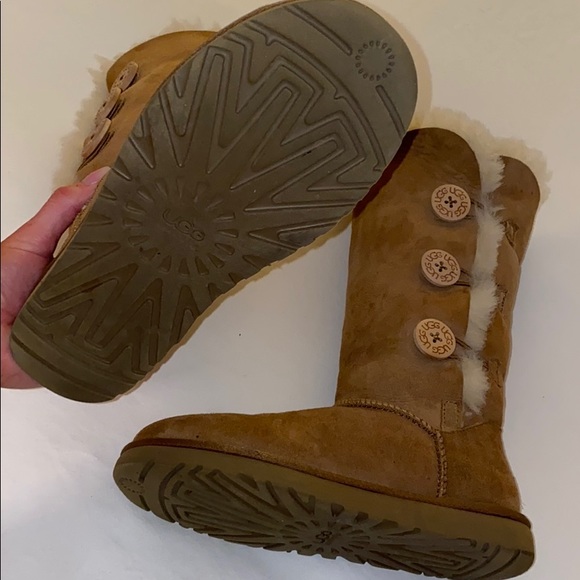 Ugg Bailey Button Tiplet Boot - Picture 4 of 4